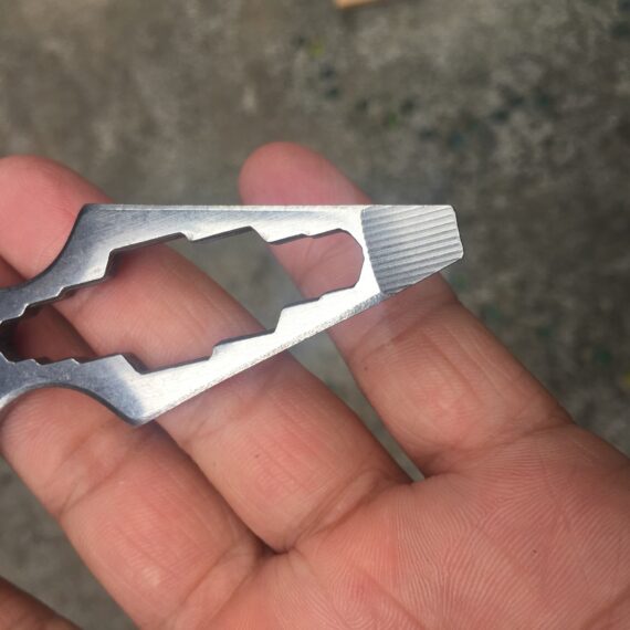 EDC Tactical Spike Multi Tool Keychain 2