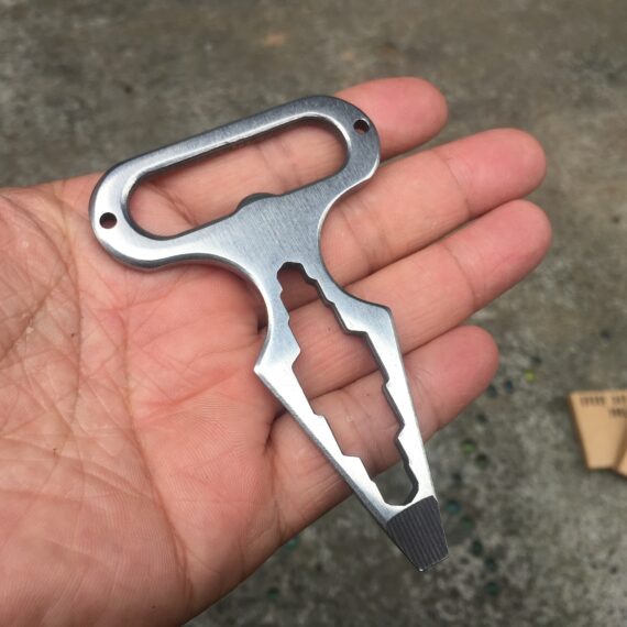 EDC Tactical Spike Multi Tool Keychain