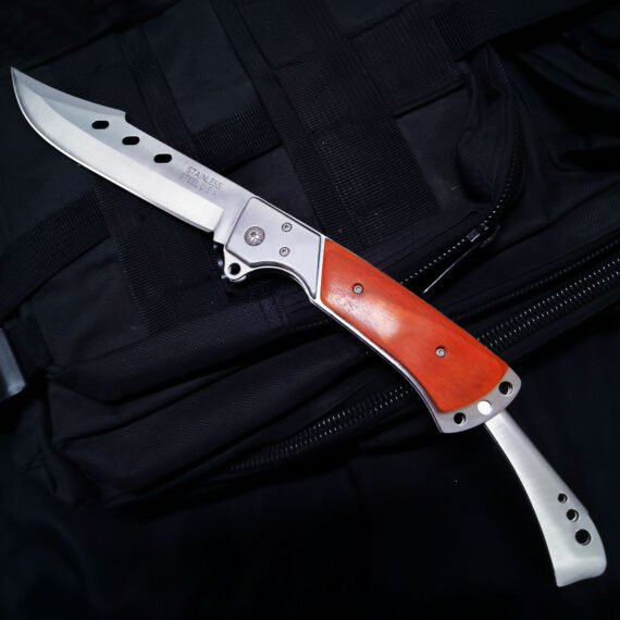 High-Hardness Dovetail Large Folding Knife for Outdoor Self-Defense 3