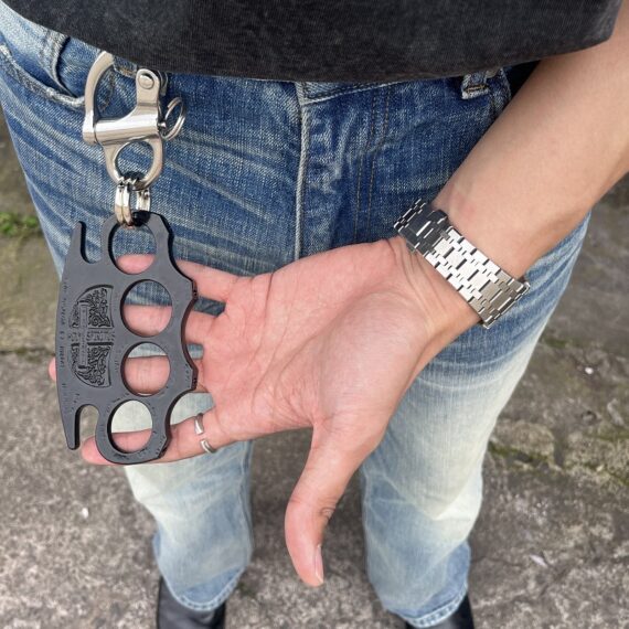 Waist-Hanging Keychain Knuckle Duster (5)