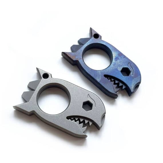 Shark Titanium Alloy EDC Multi-Tool Keychain (3)