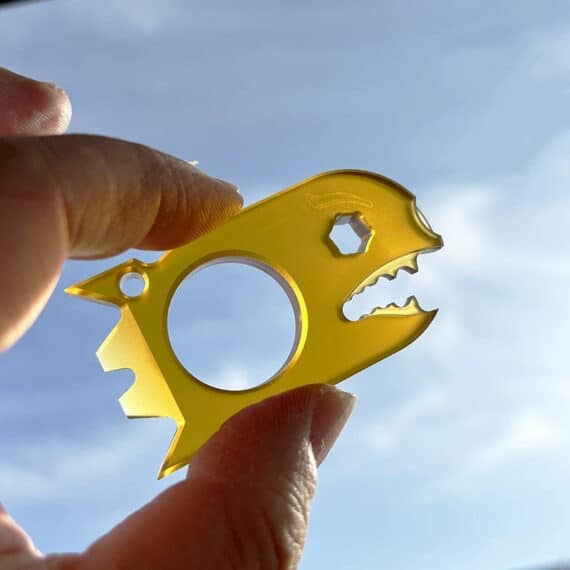 Shark Titanium Alloy EDC Multi-Tool Keychain (5)